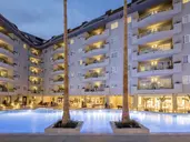 Aqua Hotel The Breeze