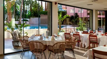 Aqua Hotel The Breeze