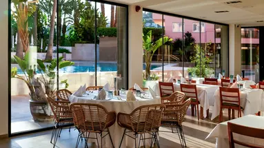 Aqua Hotel The Breeze