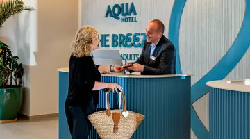 Aqua Hotel The Breeze