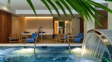 Aqua Hotel The Breeze