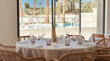 Aqua Hotel The Breeze
