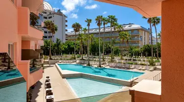 Aqua Hotel The Breeze