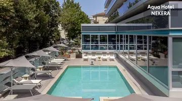 Aqua Hotel
