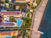AQUA HOTEL