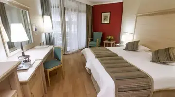 AQUA HOTEL