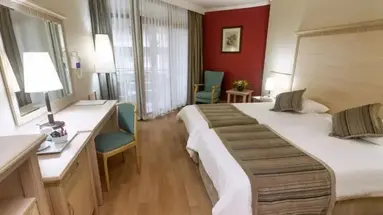 AQUA HOTEL