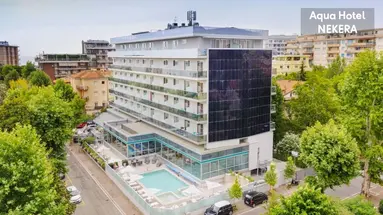 Aqua Hotel