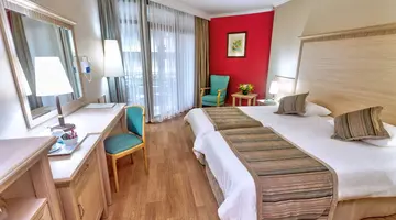 Aqua Hotel