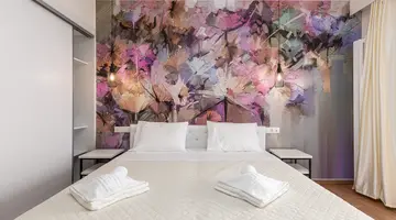 AQUA LUXURY SUITES