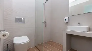 Aqua Luxury Suites