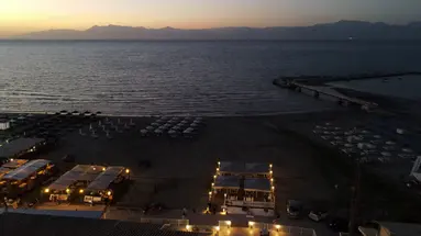 AQUA LUXURY SUITES