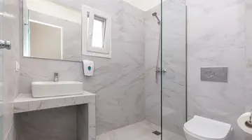 AQUA LUXURY SUITES
