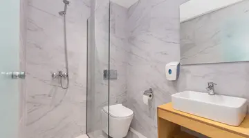 AQUA LUXURY SUITES