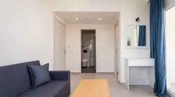 AQUA LUXURY SUITES