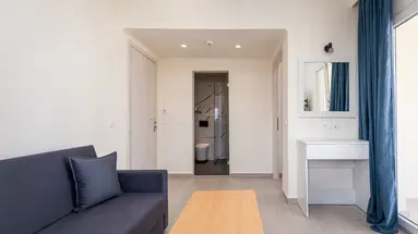 AQUA LUXURY SUITES