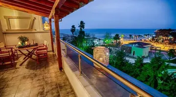 Aqua Mare Seaside