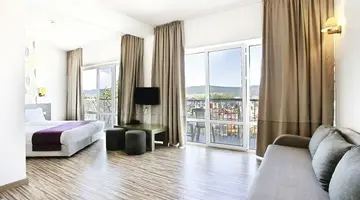 Aqua Nevis Club Hotel