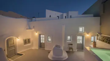 Aqua Serenity Santorini Luxury Suites