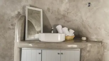 Aqua Serenity Santorini Luxury Suites