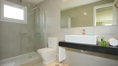 Aqua Suites Boutique Hotel