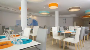 Aqua Suites Boutique Hotel