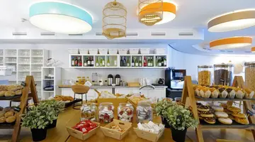 Aqua Suites Boutique Hotel