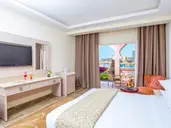 Aqua Vista Resort & Spa