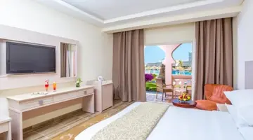 Aqua Vista Resort & Spa