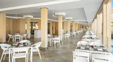 Aqua Vista Resort & Spa