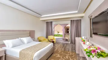 Aqua Vista Resort