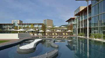Aqualux Spa & Suite