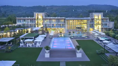 Aqualux Spa & Suite