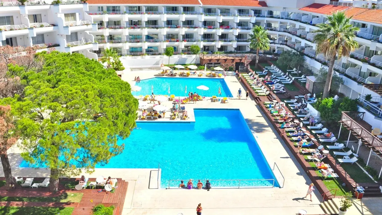 Aqualuz Lagos by The Editory
