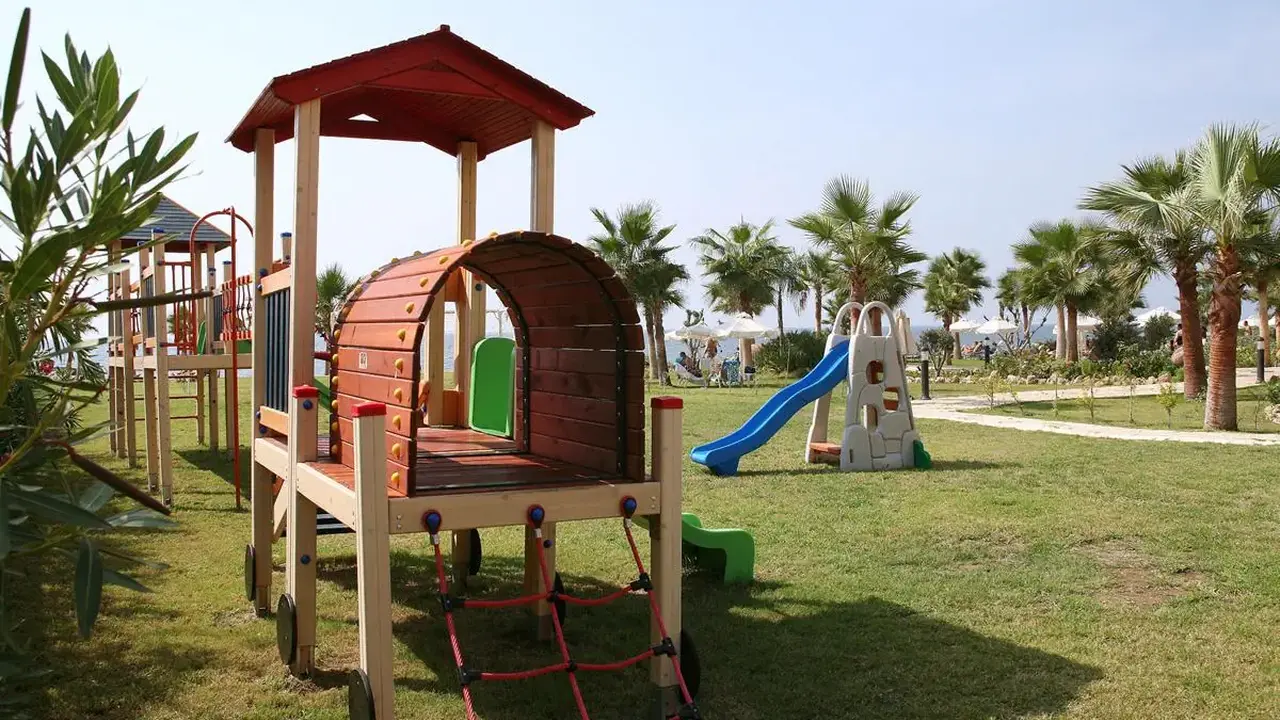 Aquamare Beach Hotel & Spa