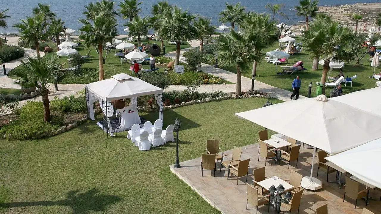 Aquamare Beach Hotel & Spa
