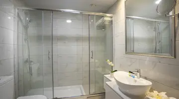 Aquamare Beach Hotel & Spa