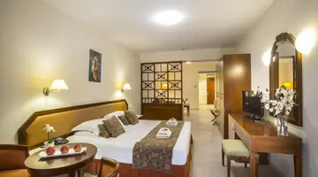Aquamare Beach Hotel & Spa