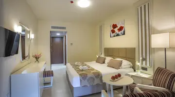 Aquamare Beach Hotel & Spa