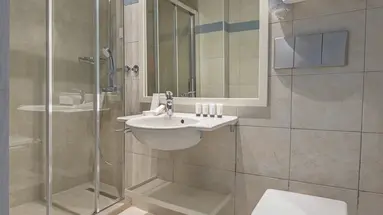 AQUAMARE CITY & BEACH HOTEL
