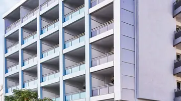 AQUAMARE CITY & BEACH HOTEL