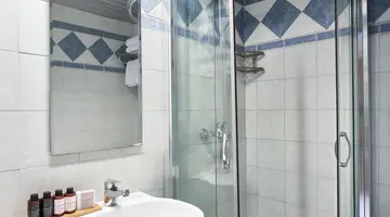 AQUAMARE CITY & BEACH HOTEL
