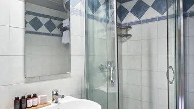AQUAMARE CITY & BEACH HOTEL