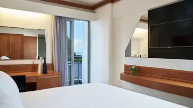 AQUAMARE CITY & BEACH HOTEL