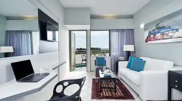 Aquamare City+Beach