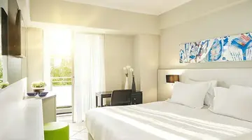 Aquamare City+Beach