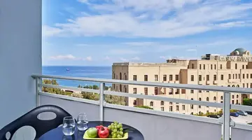 Aquamare City+Beach