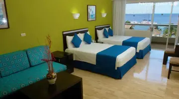 Aquamarina Beach Hotel Cancun