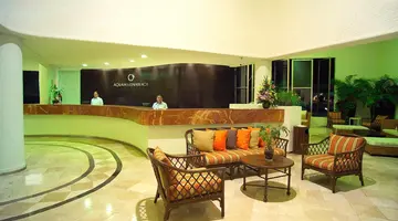 Aquamarina Beach Resort