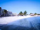 Aquamarina Beach Resort